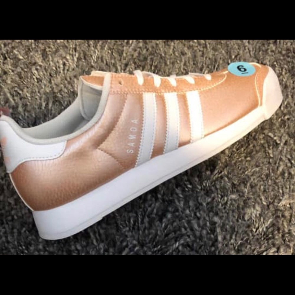Adidas Samoa Ice Pink Size 6